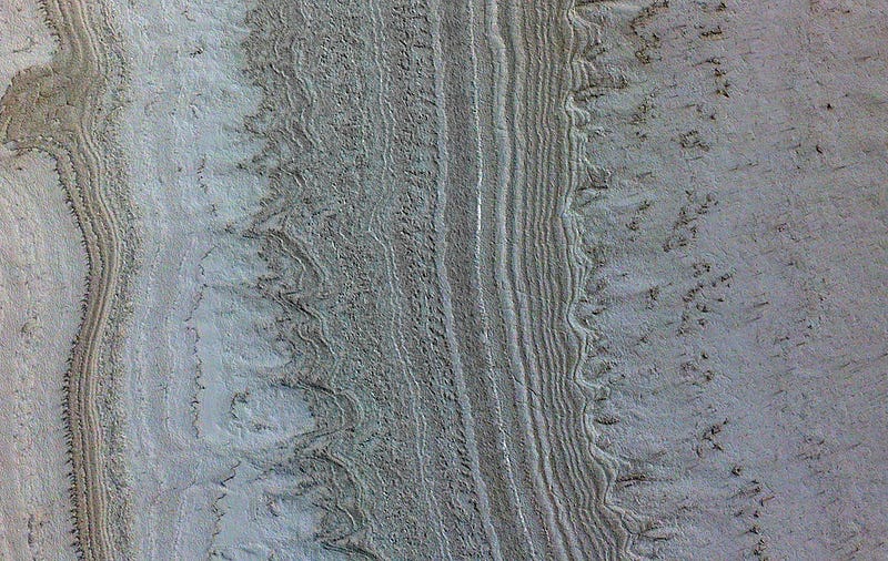 Martian ice sheets near radar detection sites