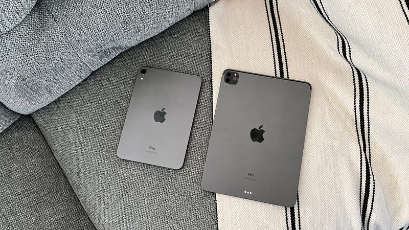 iPad Mini and iPad Pro side by side.